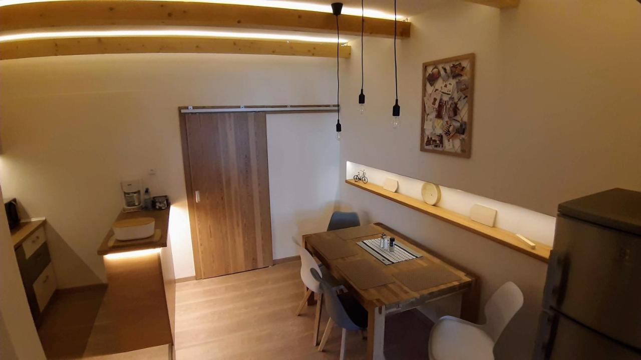 Three Apartment ฟรันทิชโกวี ลาซเน ภายนอก รูปภาพ