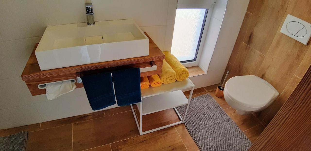 Three Apartment ฟรันทิชโกวี ลาซเน ภายนอก รูปภาพ