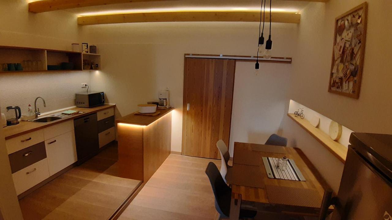 Three Apartment ฟรันทิชโกวี ลาซเน ภายนอก รูปภาพ
